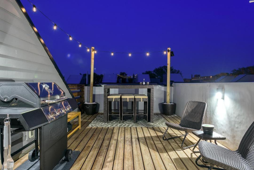 Modern Townhome Near Downtown Walk To Cws! Casa de férias